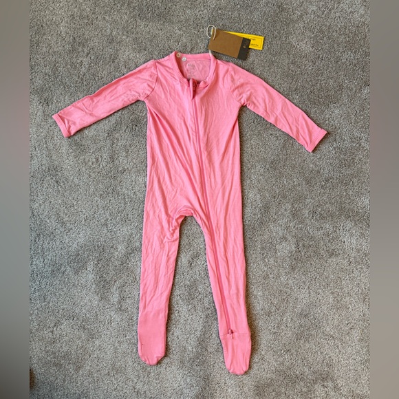Kyte BABY 12-18 month zippered footie in Rose - Picture 2 of 4